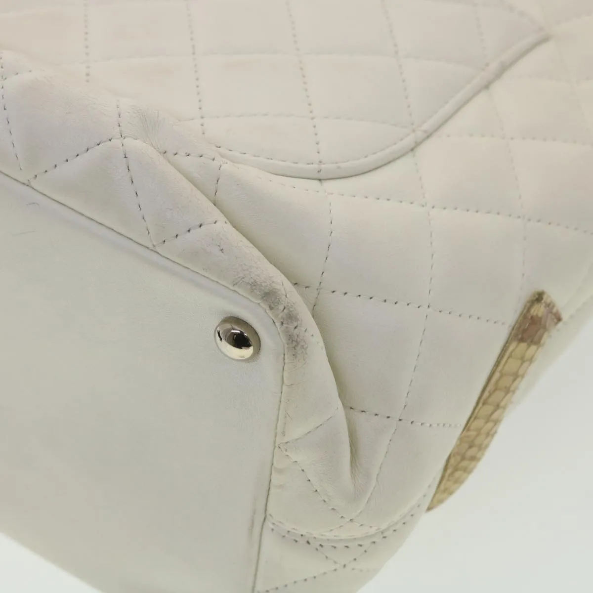 CHANEL Cambon Line Tote Bag Lamb Skin White CC Auth am3907