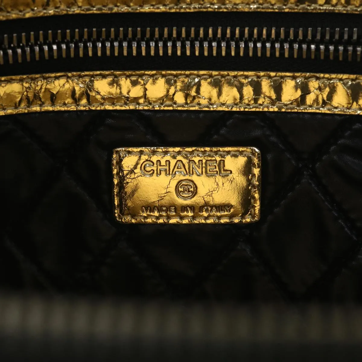 Chanel Clutch Bag Metallic Leather Gold A82164 CC  38172