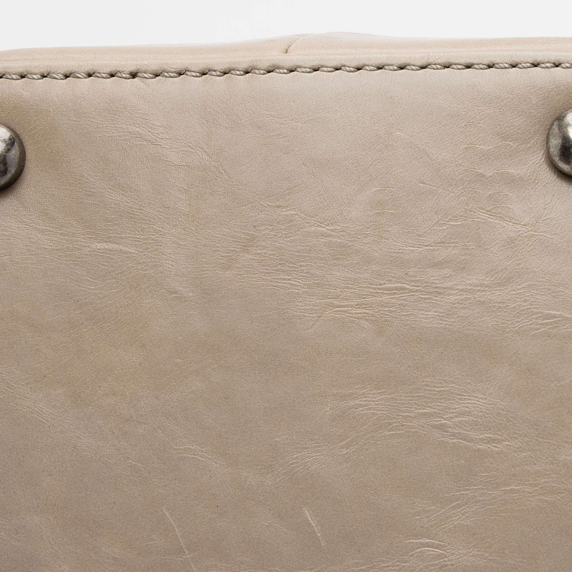 Chanel Iridescent Calfskin VIP Flap Bag (SHF-UvQfgO)