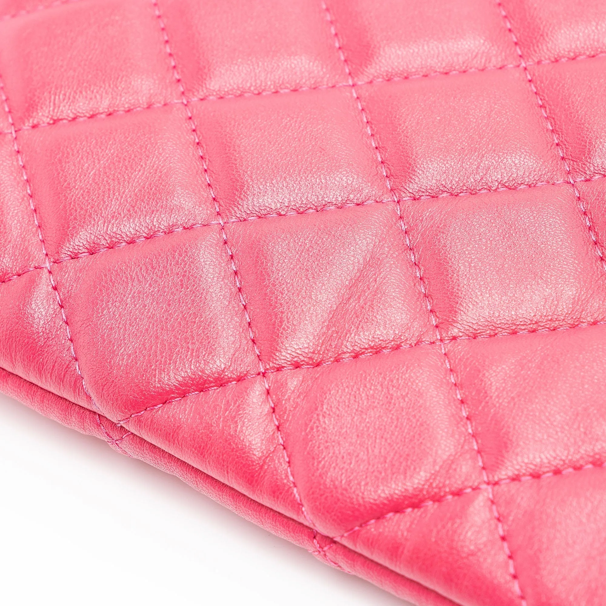 Chanel Lambskin Large O-Case (SHF-alFABe)