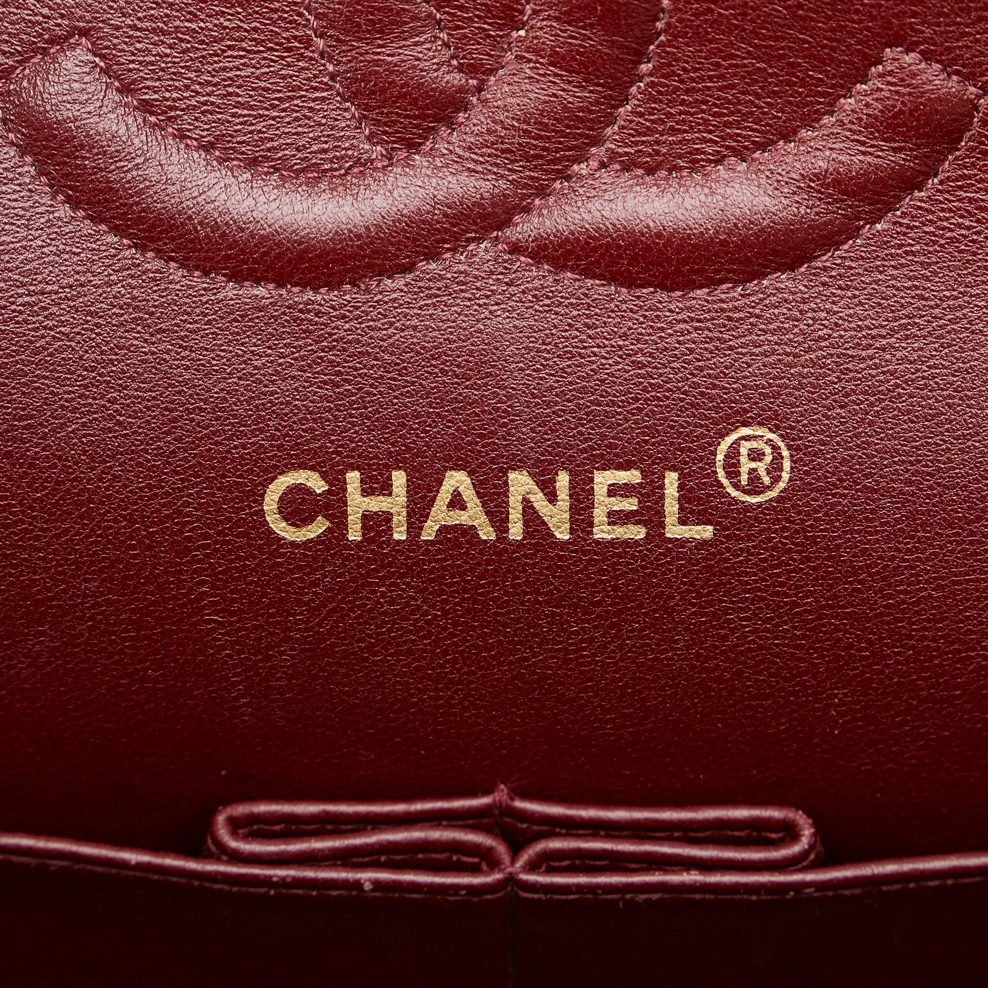 Chanel Medium Classic Lambskin Double Flap (SHG-MLhL0Y)