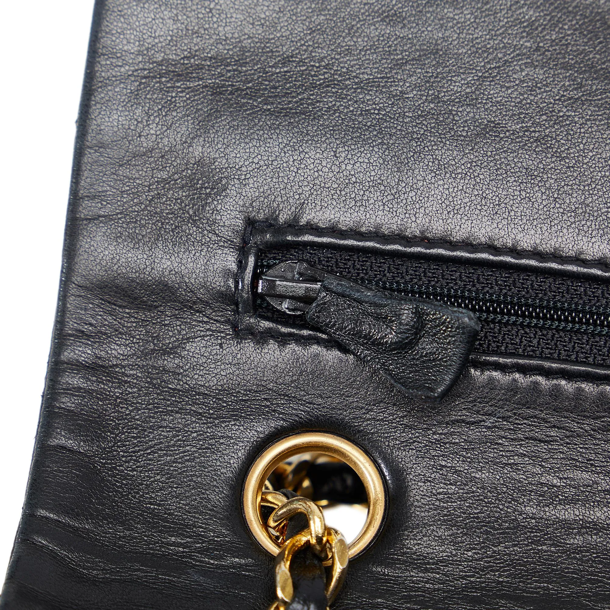 Chanel Medium Classic Lambskin Double Flap (SHG-MLhL0Y)