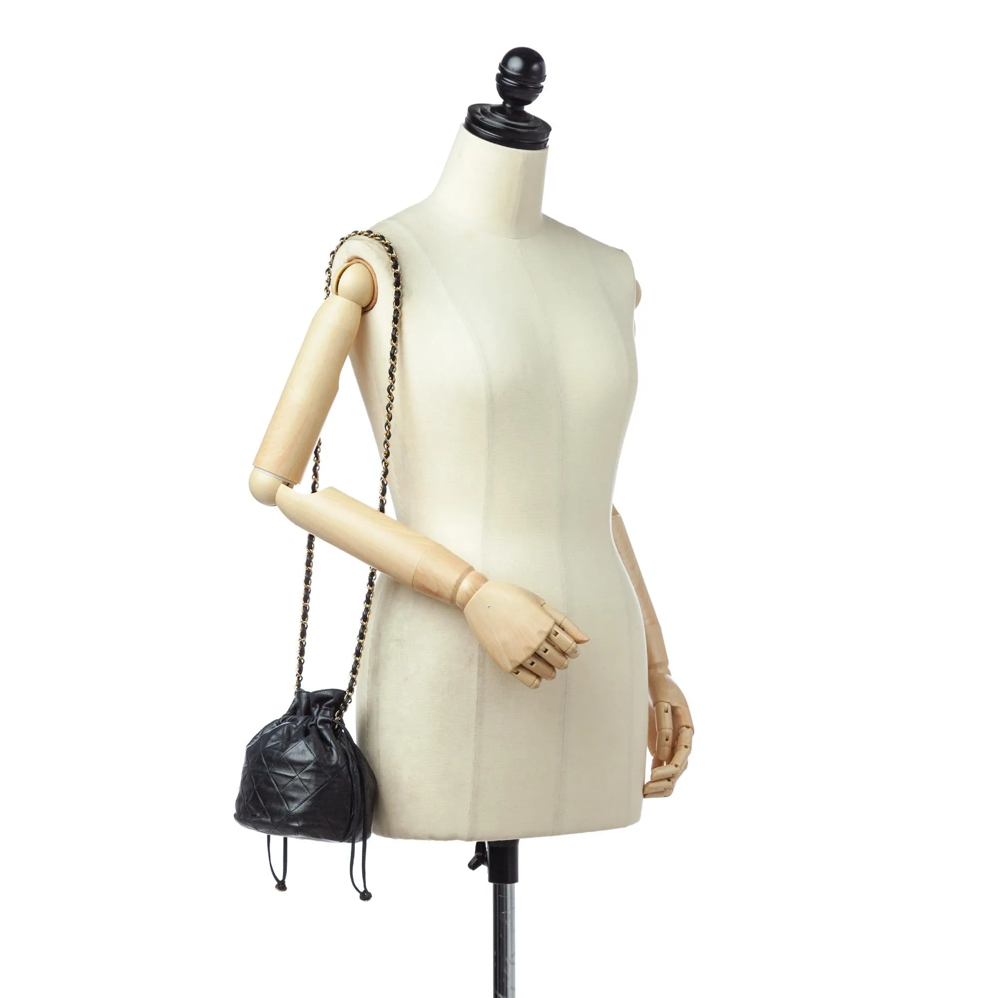 Chanel Mini Classic Lambskin Leather Bucket Bag (SHG-23935)