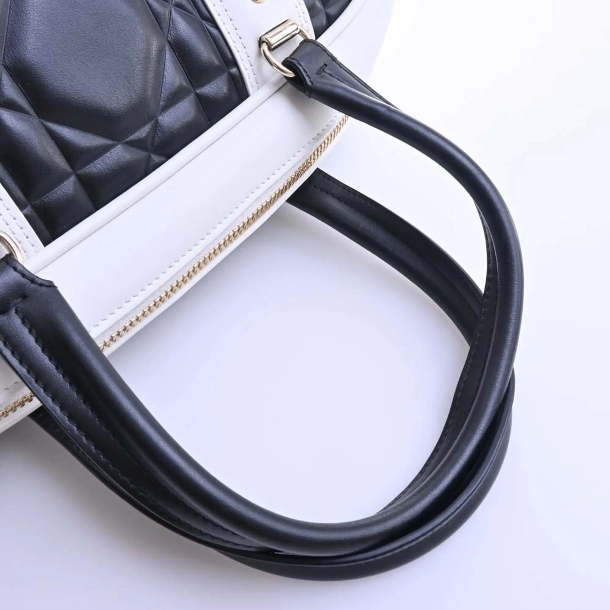 CHRISTIAN DIOR DIOR VIBE macro cannage leather medium bag handbag black white ladies