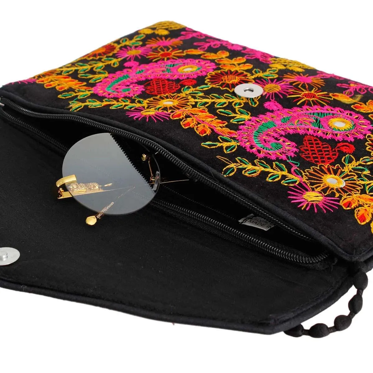 Discover the Perfect Envelope Clutch Bag for Your Bohemian Vibe!