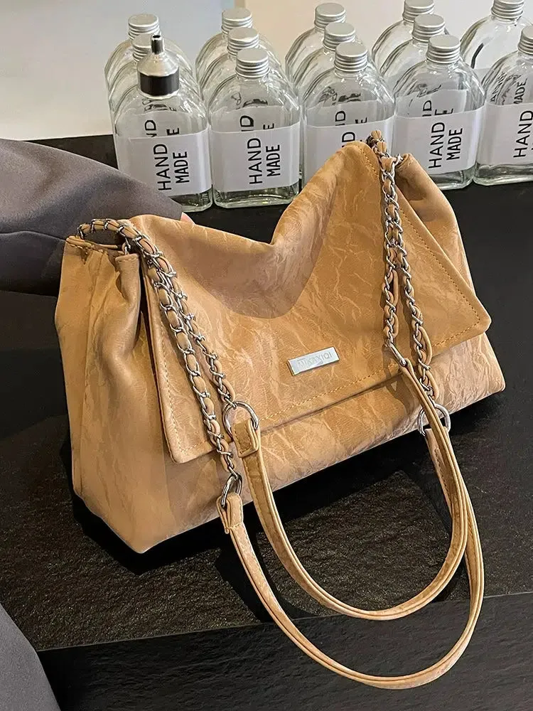 Fashionable Chain Strap Tote Bag