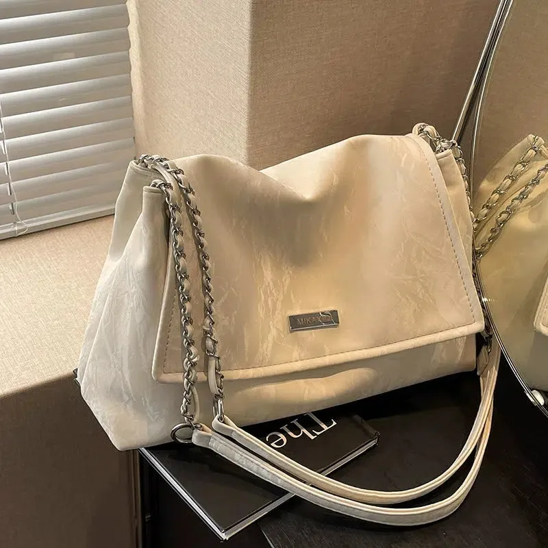 Fashionable Chain Strap Tote Bag