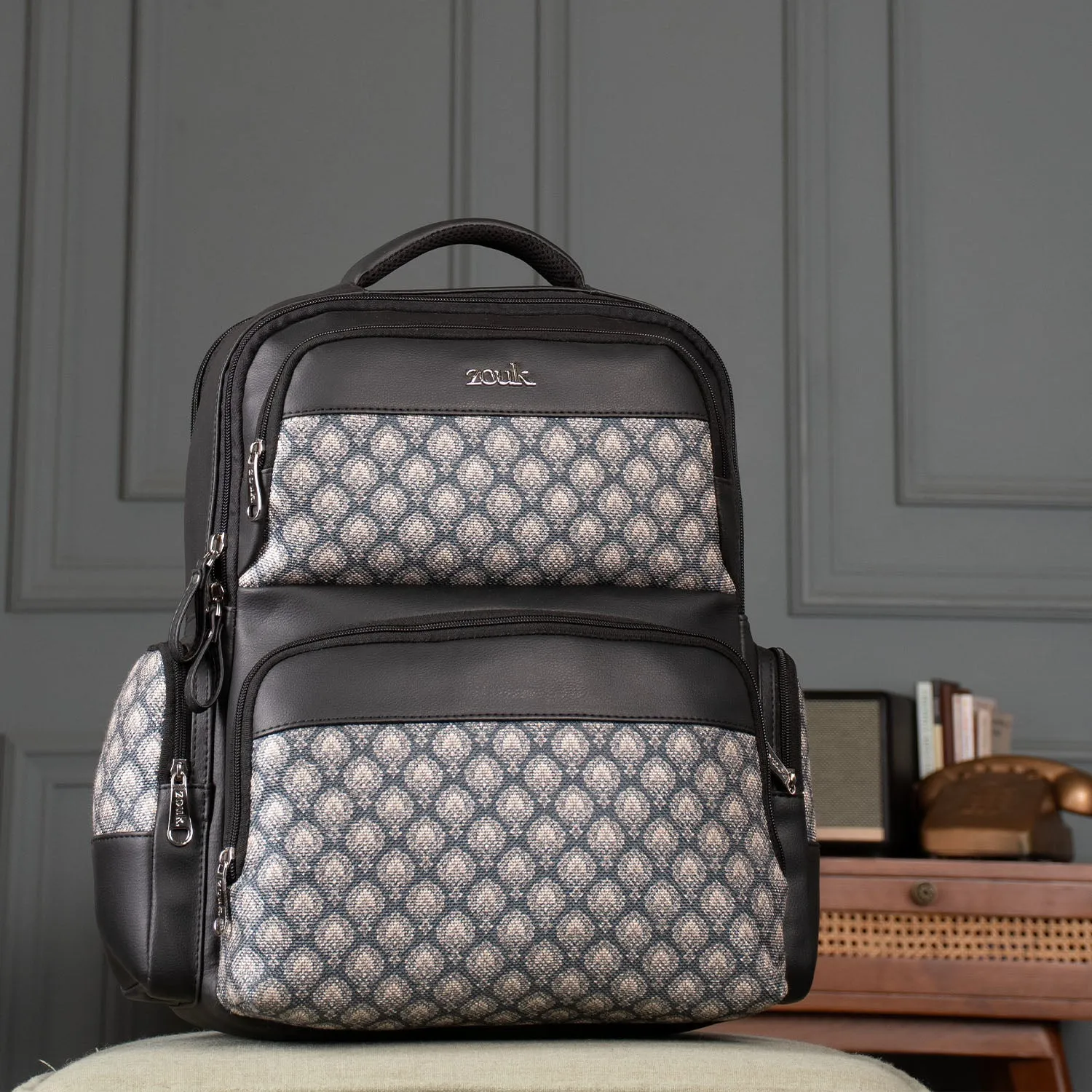 Hampi Sculpt Consultant Backpack