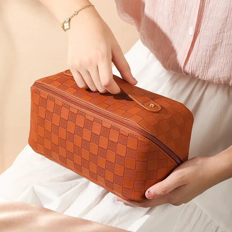 High-End Elegance Plaid Pattern Cosmetic Bags