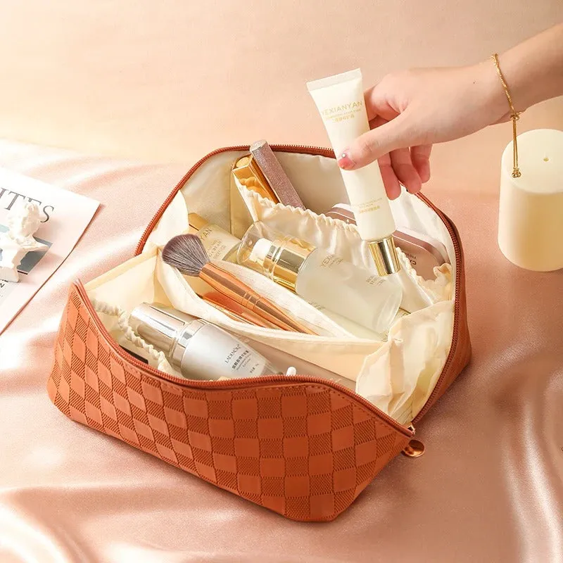 High-End Elegance Plaid Pattern Cosmetic Bags