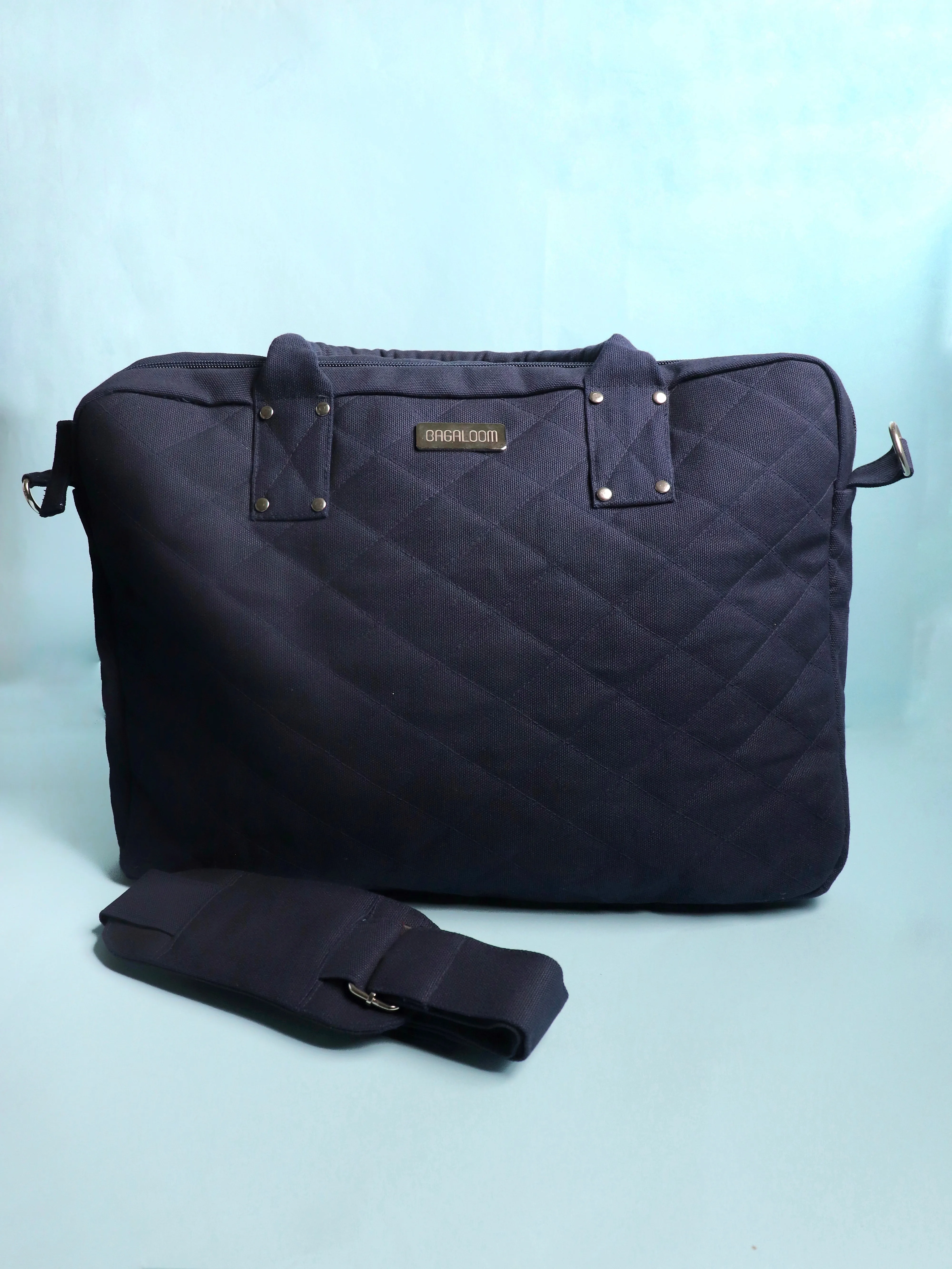 Laptop Luxe - USE code BAG30 and get FLAT 30% off