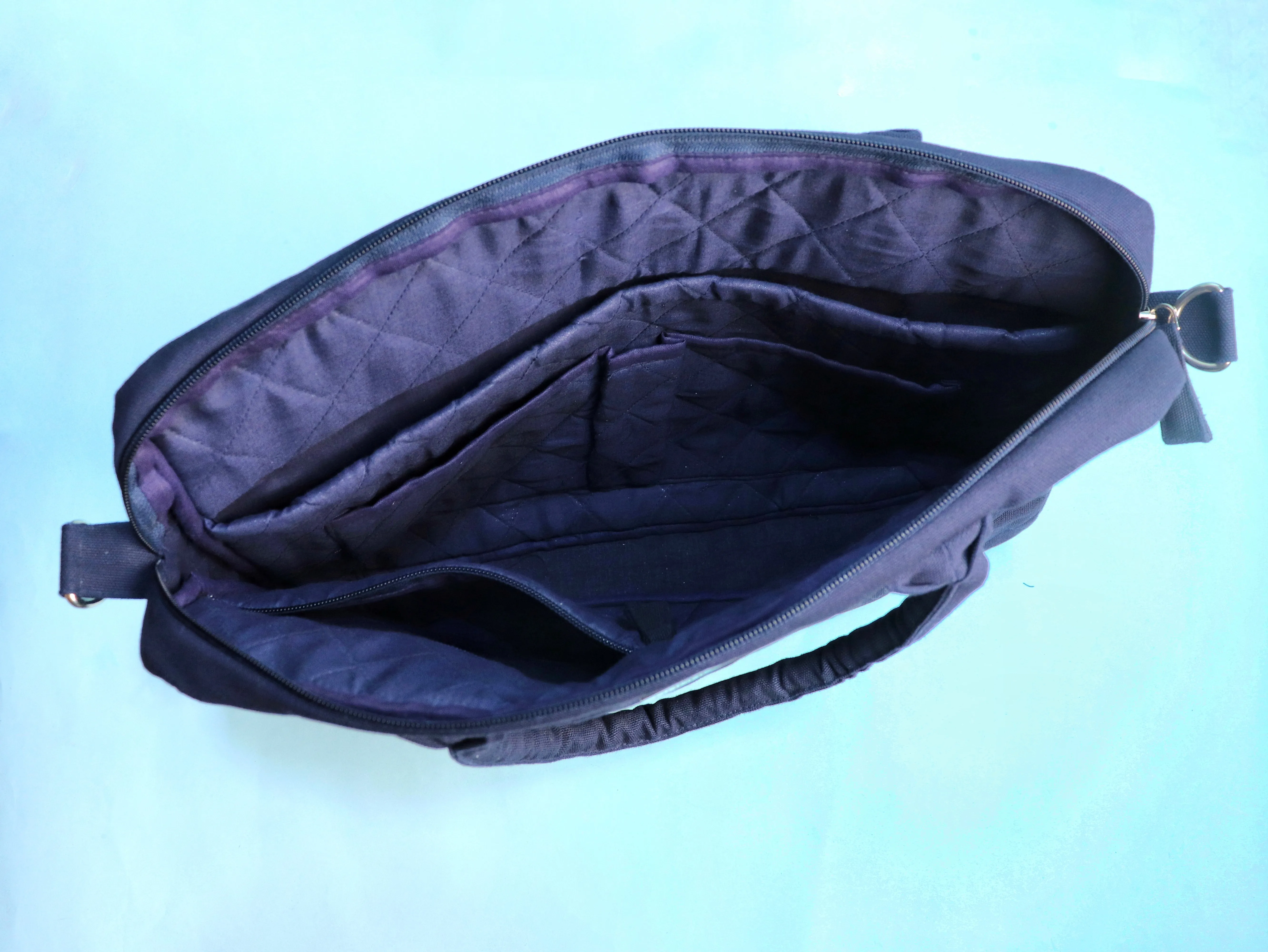 Laptop Luxe - USE code BAG30 and get FLAT 30% off