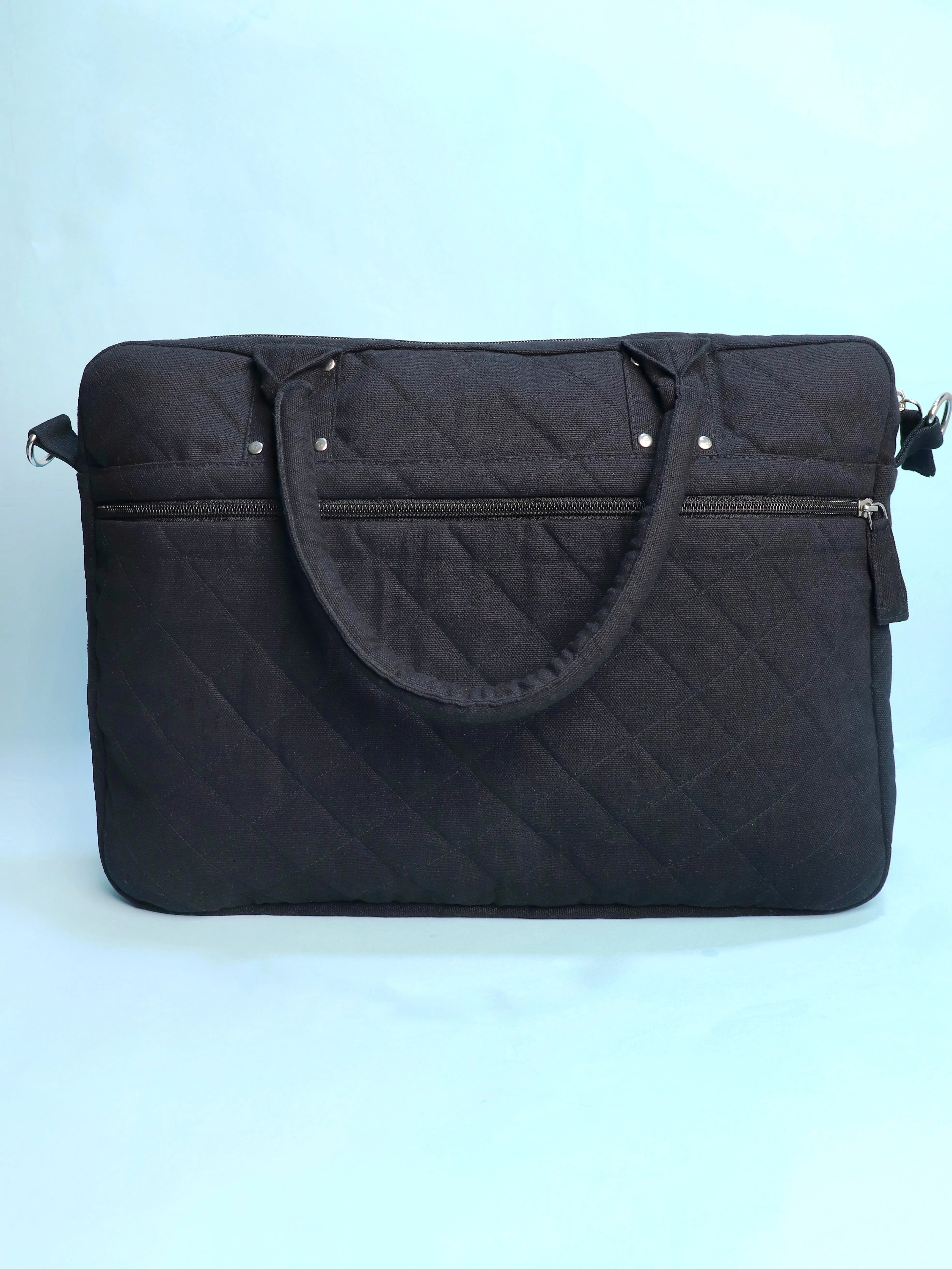 Laptop Luxe - USE code BAG30 and get FLAT 30% off