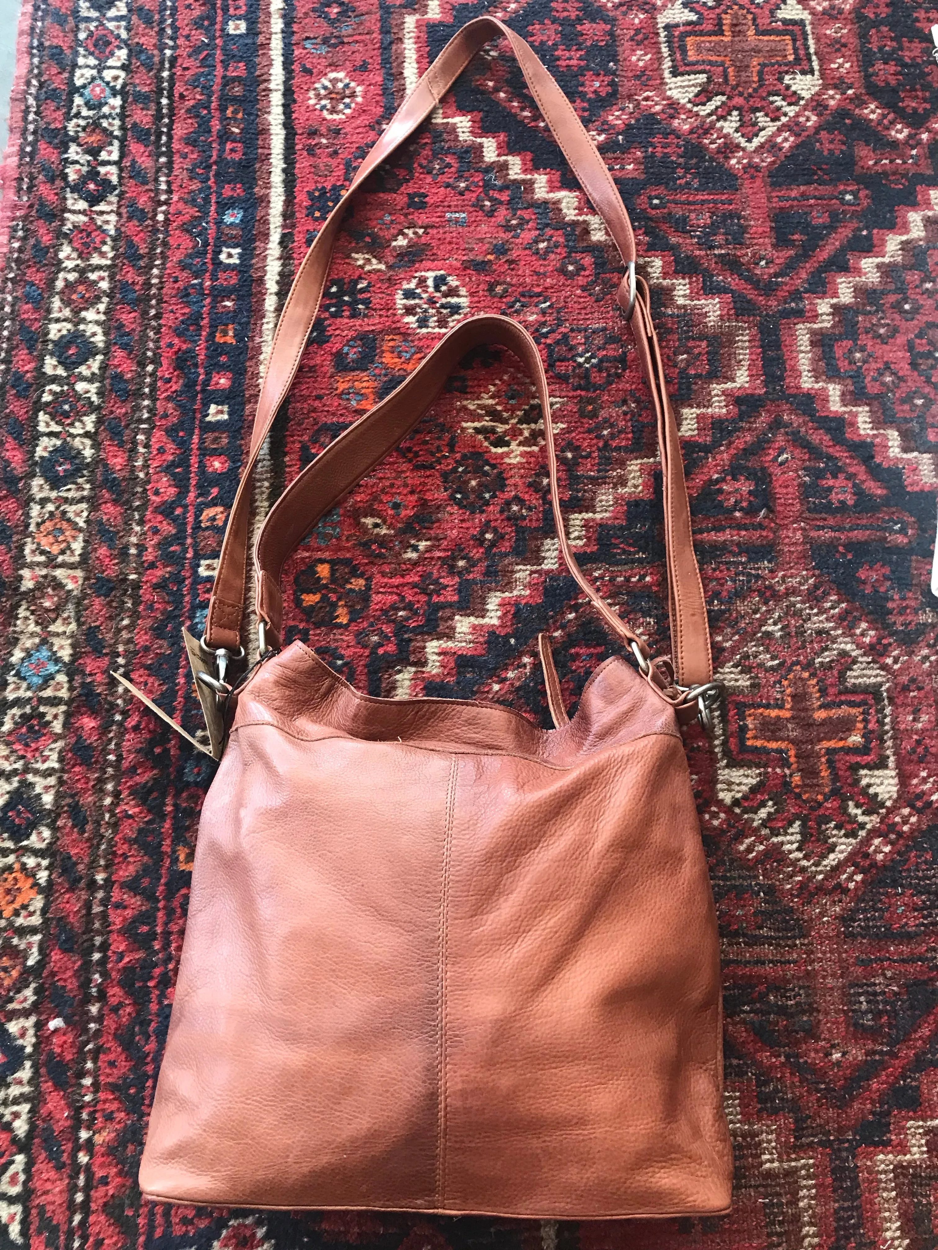Rugged Hide: Albany - brown