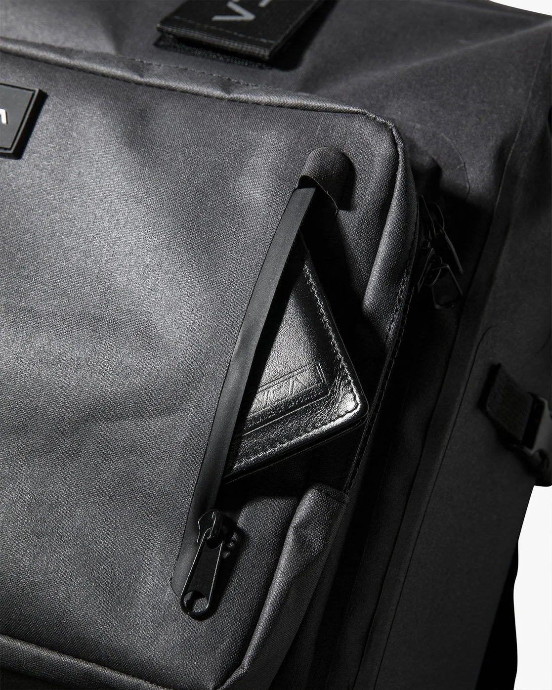 Weld 33L Water Repellent Surf Backpack - Black